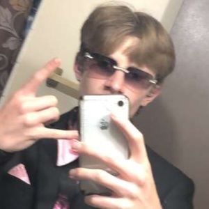 Meet your Posher, Domanik